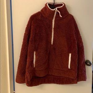 Oversized 1/4 zip Sherpa. Size XS.